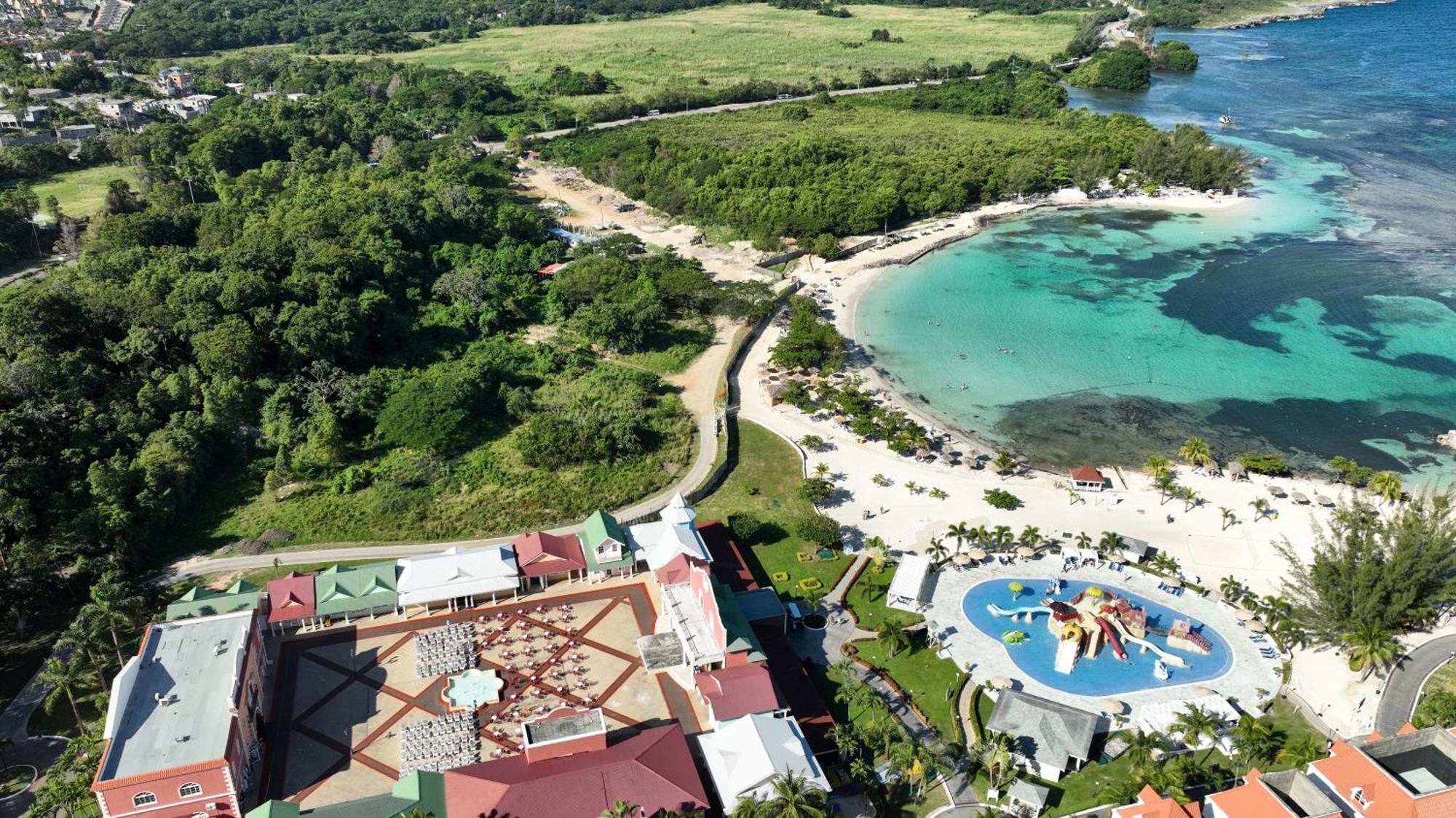 Bahia Principe Luxury Runaway Bay (Adults Only) المظهر الخارجي الصورة